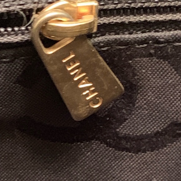 Not for sale Authentic Pre-Loved Chanel - Picture 8 of 8